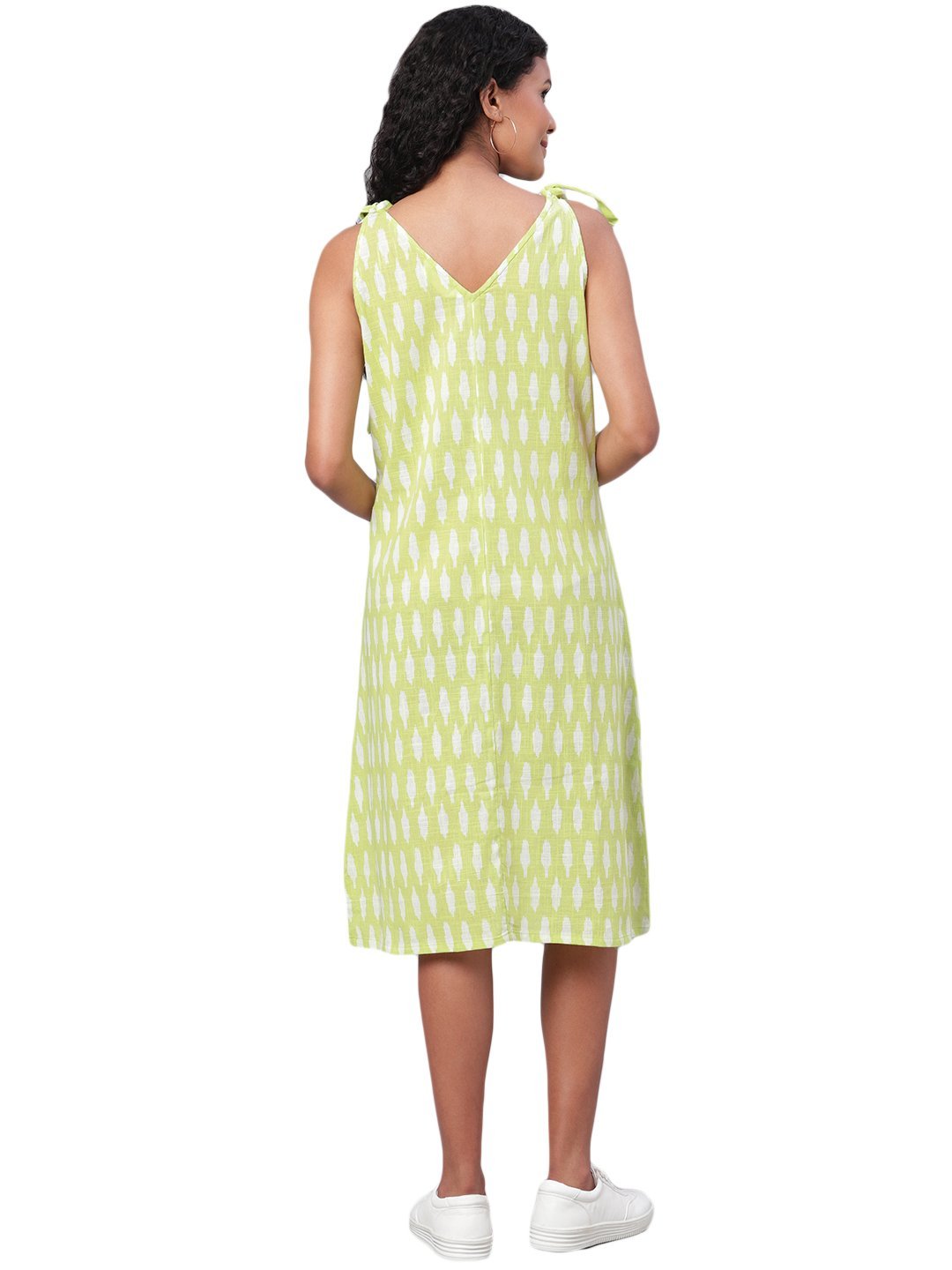 Women's Green Printed Sleeveless Cotton Slub V Neck Casual Dress - Vartalaap